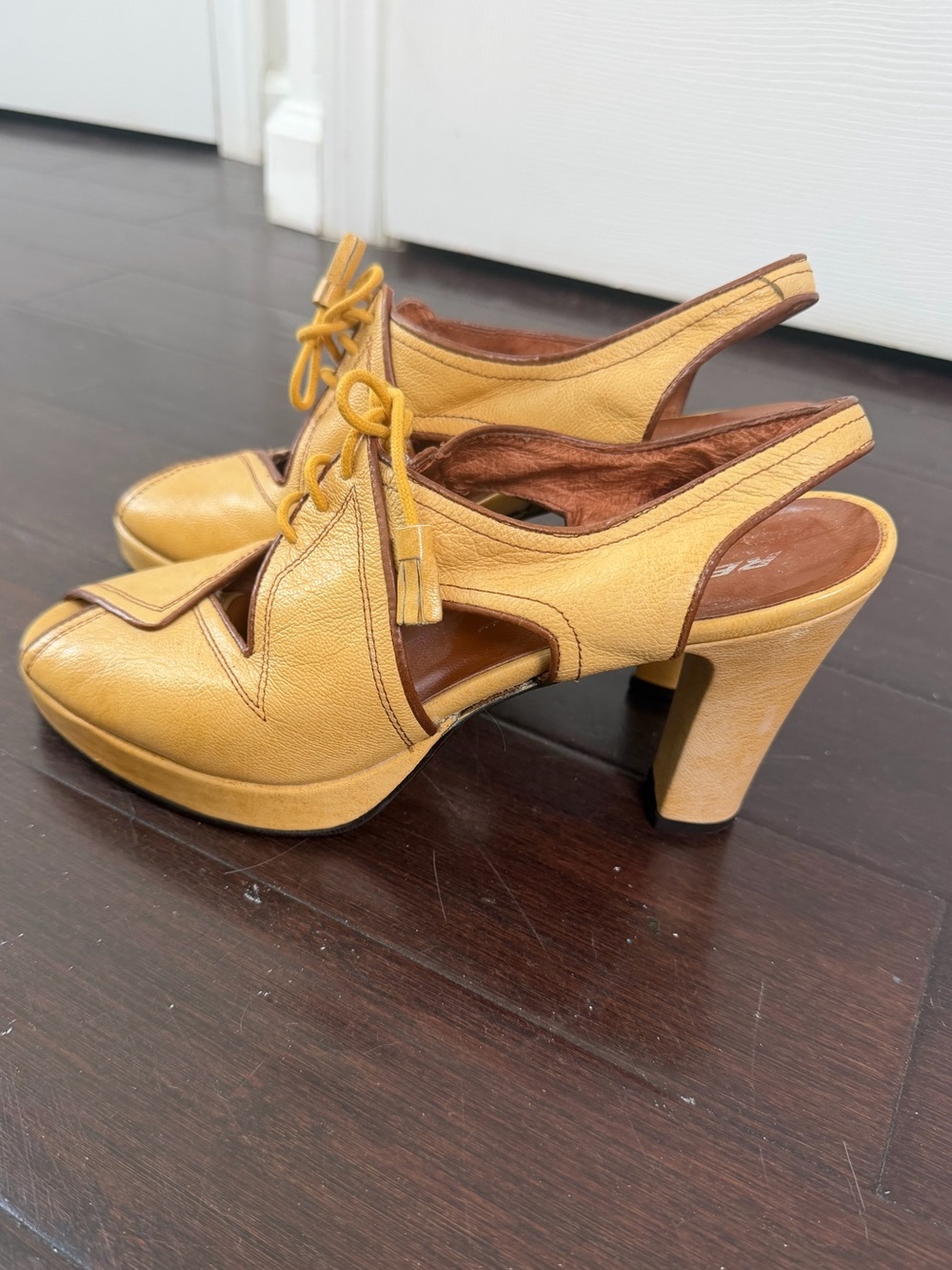 Women’s Yellow Re-Mix  Deluxe Vintage Classic Heels
